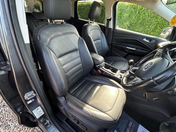 2025 Ford Kuga