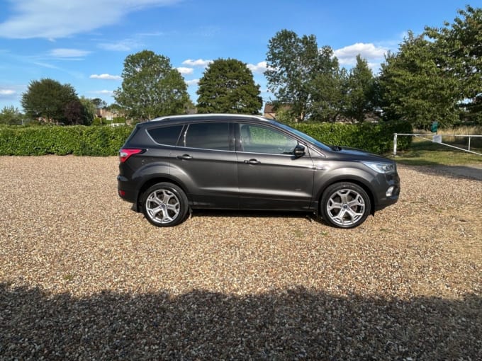 2025 Ford Kuga