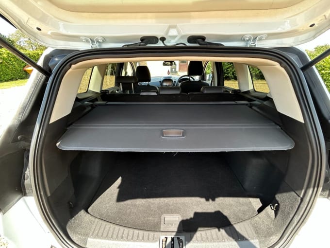 2025 Ford Kuga