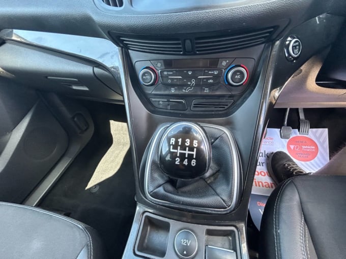 2025 Ford Kuga