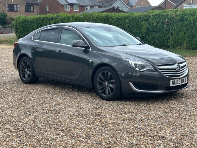2025 Vauxhall Insignia
