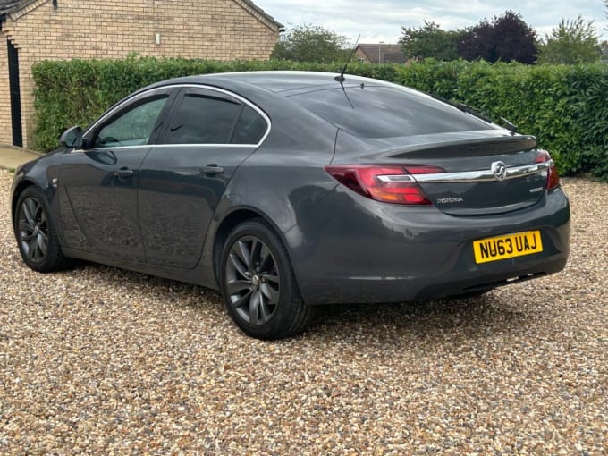 2025 Vauxhall Insignia