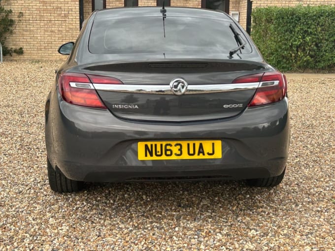 2025 Vauxhall Insignia