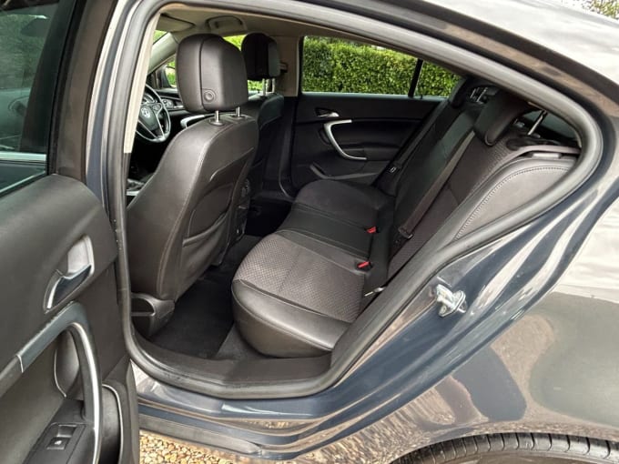 2025 Vauxhall Insignia
