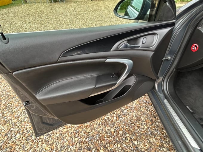 2025 Vauxhall Insignia