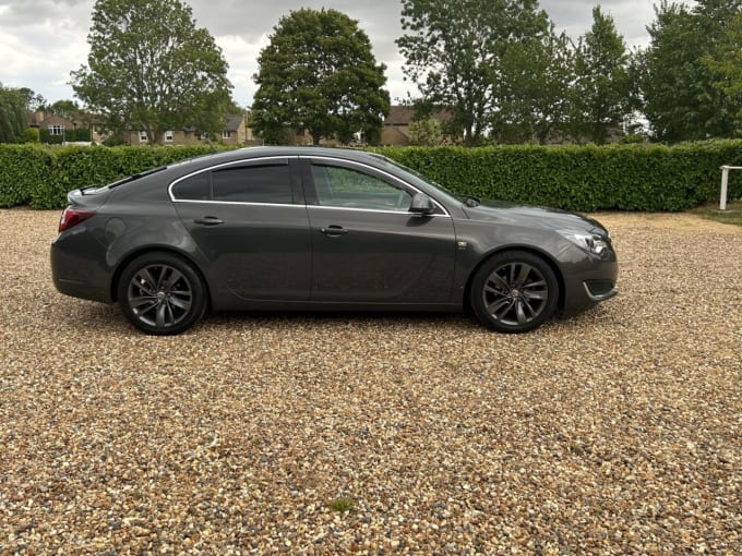 2025 Vauxhall Insignia