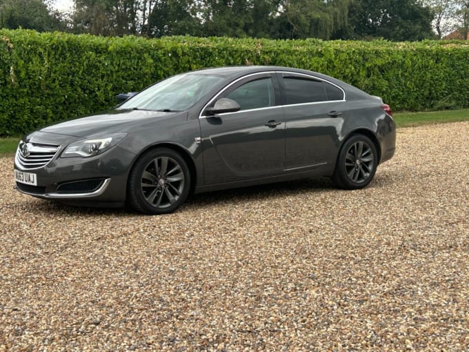 2025 Vauxhall Insignia