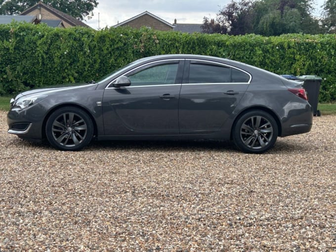 2025 Vauxhall Insignia