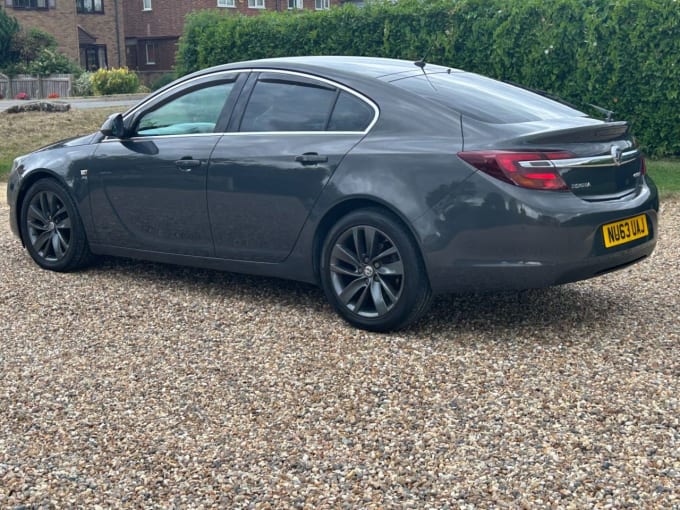 2025 Vauxhall Insignia
