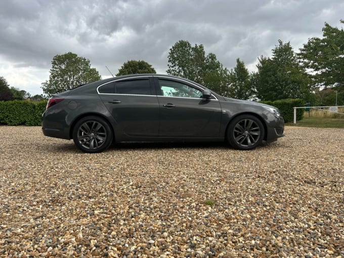 2025 Vauxhall Insignia