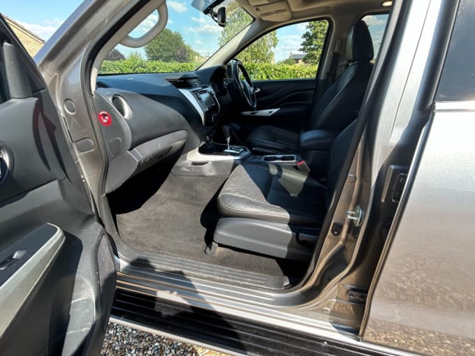 2025 Nissan Navara