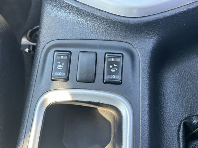 2025 Nissan Navara