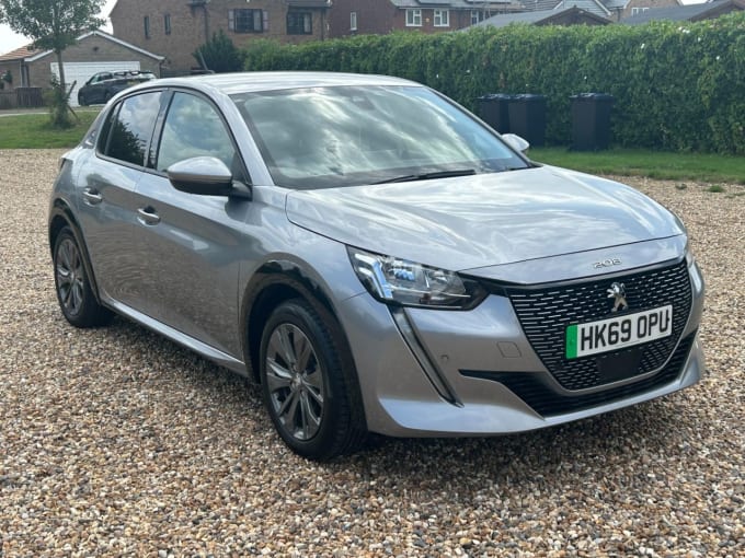2025 Peugeot E-208