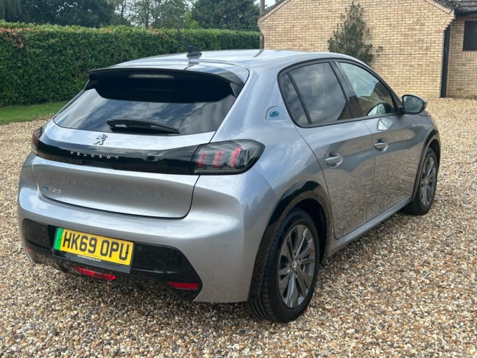 2025 Peugeot E-208