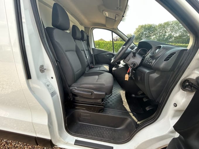 2025 Renault Trafic