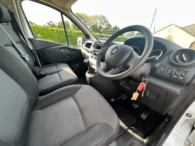 2025 Renault Trafic