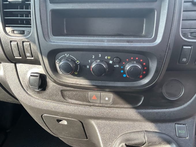 2025 Renault Trafic