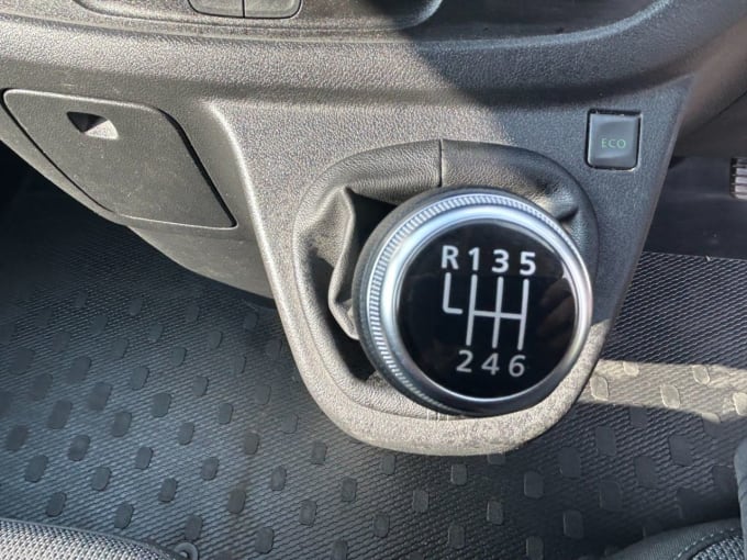 2025 Renault Trafic