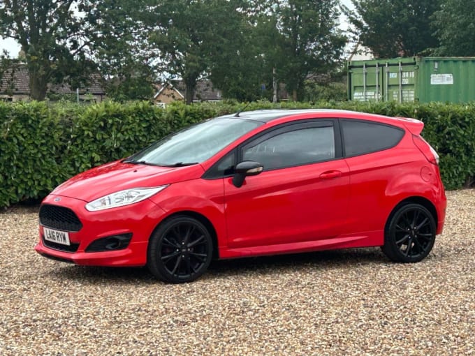 2025 Ford Fiesta