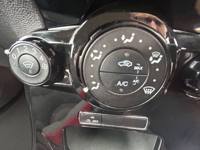 2025 Ford Fiesta