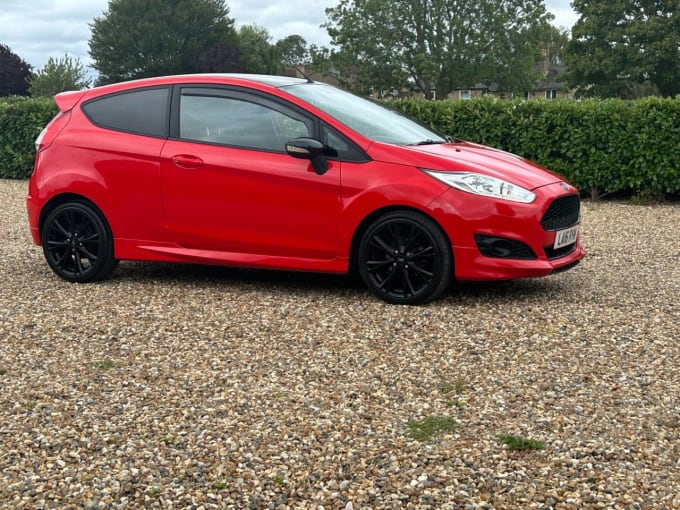 2025 Ford Fiesta