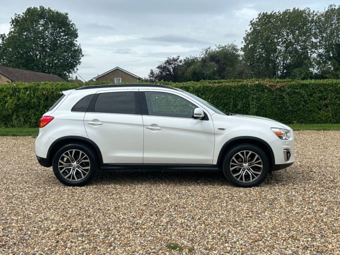 2025 Mitsubishi Asx