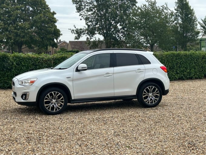 2025 Mitsubishi Asx