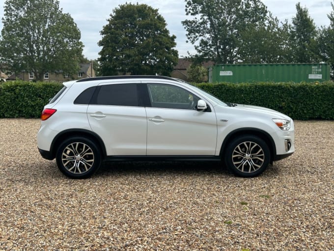2025 Mitsubishi Asx