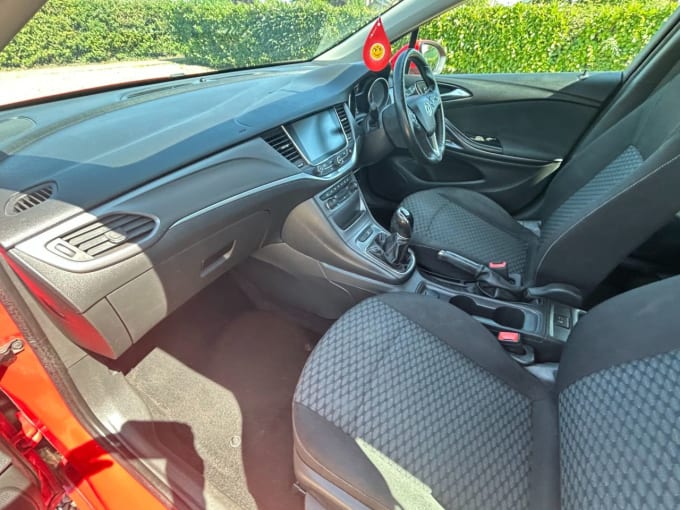 2025 Vauxhall Astra