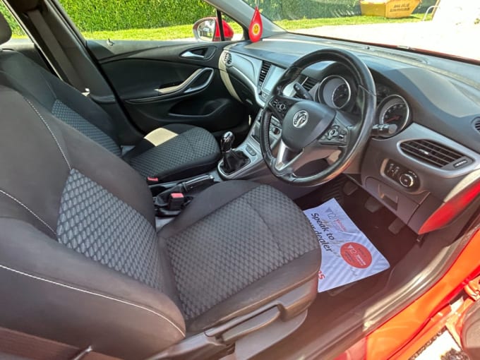 2025 Vauxhall Astra