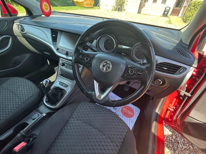 2025 Vauxhall Astra