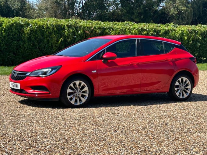 2025 Vauxhall Astra