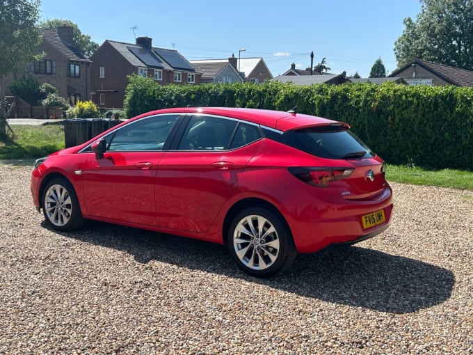 2025 Vauxhall Astra