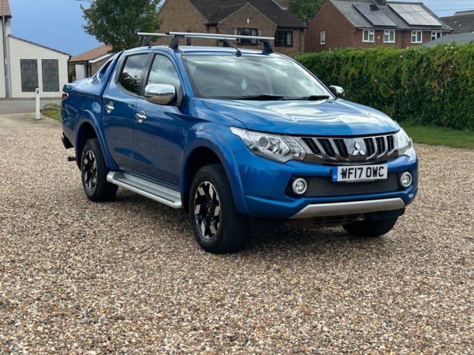 2025 Mitsubishi L200