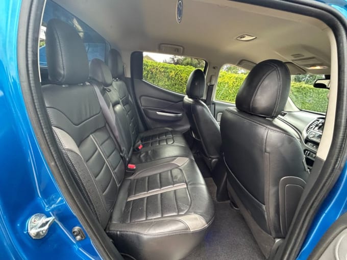 2025 Mitsubishi L200