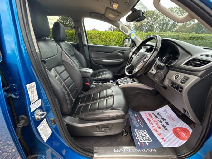 2025 Mitsubishi L200