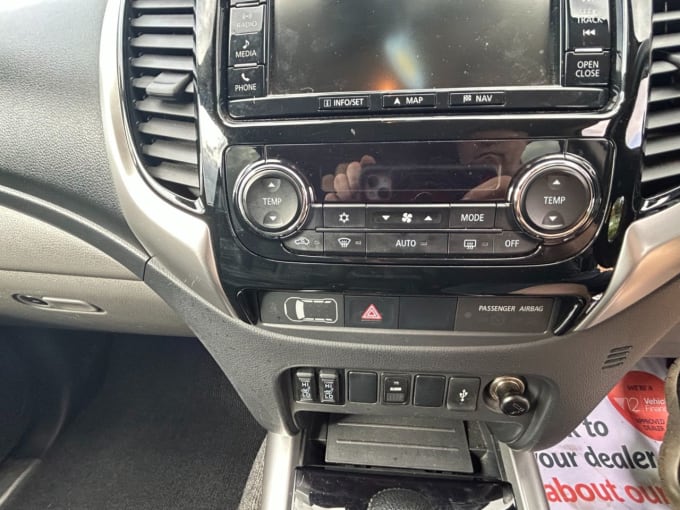 2025 Mitsubishi L200