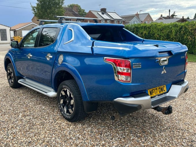 2025 Mitsubishi L200