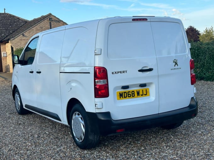 2025 Peugeot Expert