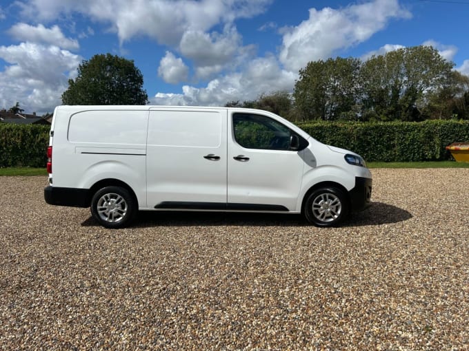 2025 Vauxhall Vivaro