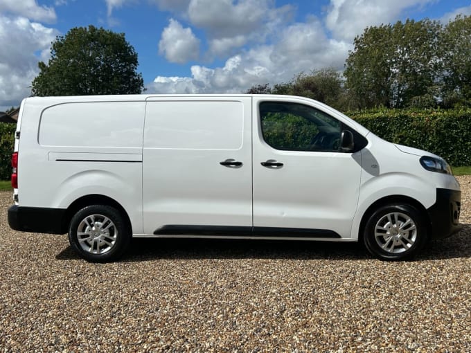 2025 Vauxhall Vivaro