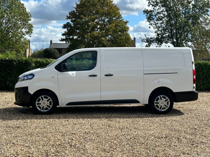 2025 Vauxhall Vivaro