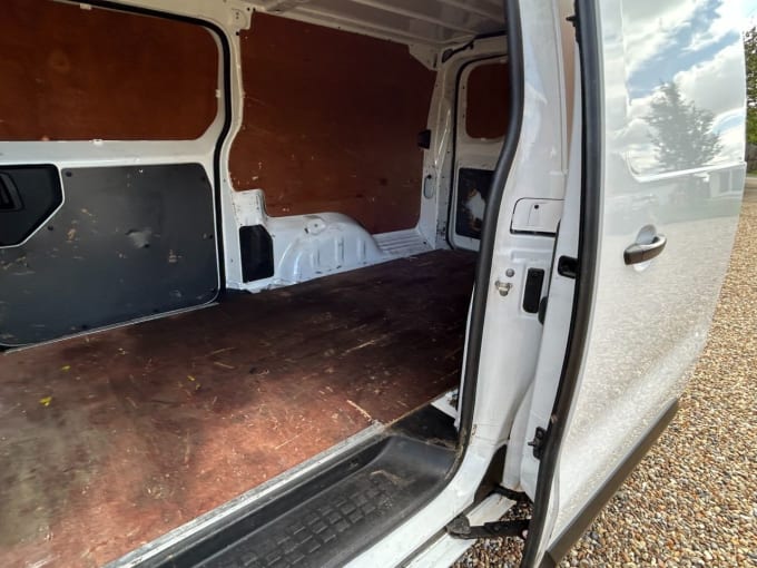 2025 Vauxhall Vivaro