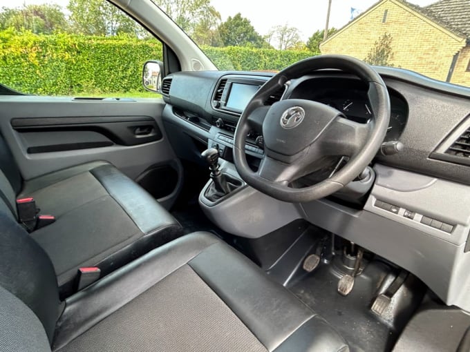 2025 Vauxhall Vivaro