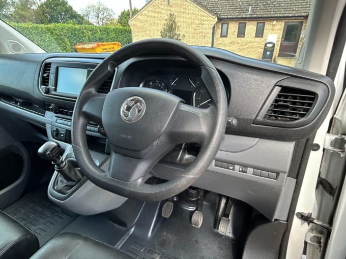2025 Vauxhall Vivaro