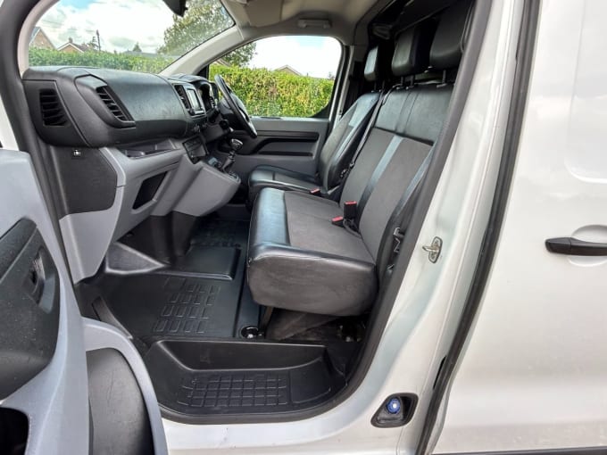 2025 Vauxhall Vivaro
