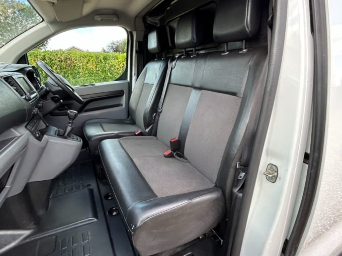 2025 Vauxhall Vivaro