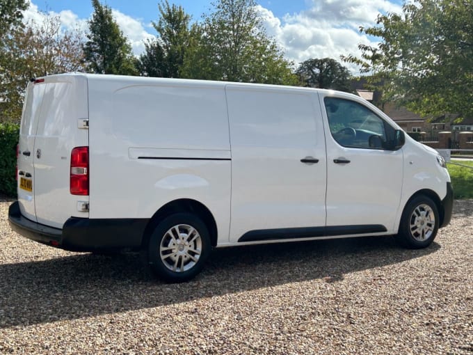 2025 Vauxhall Vivaro