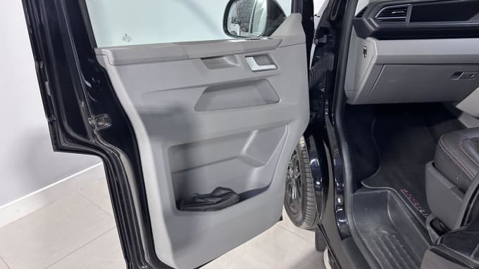 2022 Volkswagen Transporter