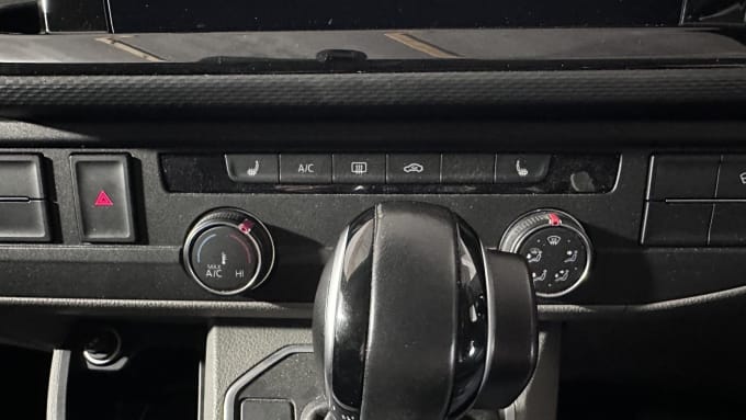 2022 Volkswagen Transporter